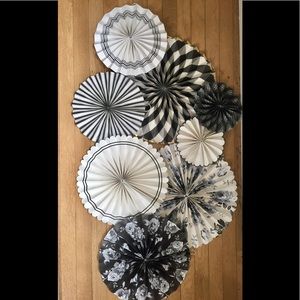 8 pack of black and white fans